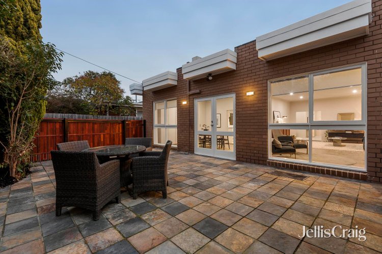 3 Meadow Street St Kilda East 3183