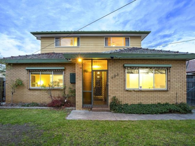 3 Odin Street Strathmore 3041