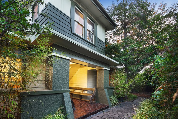 3 Olive Grove Pascoe Vale 3044