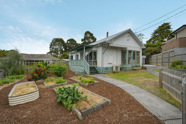 3 Olympic Court Forest Hill 3131