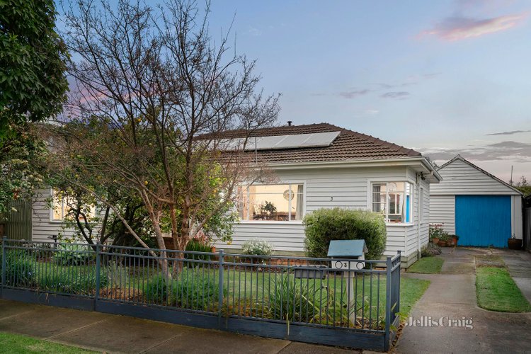3 Percy Street Newport 3015