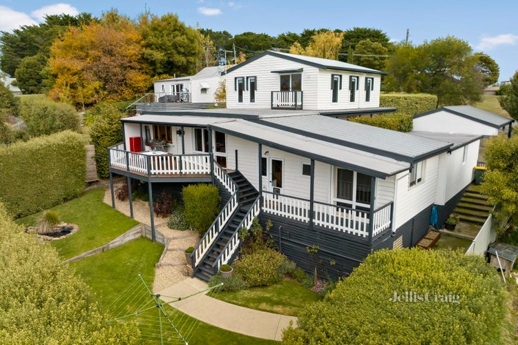 3 Perrins Street Daylesford 3460