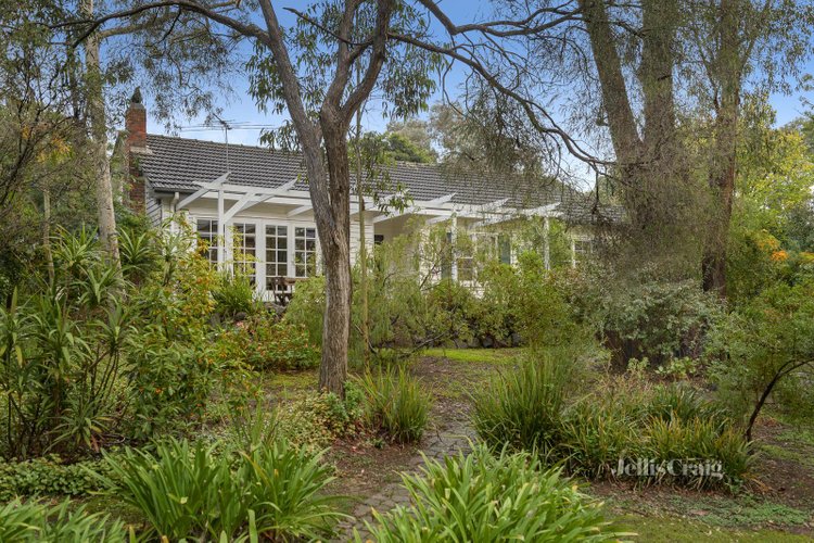 3 Peter Street Eltham 3095
