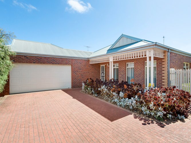 3 Racheal Close Lara 3212