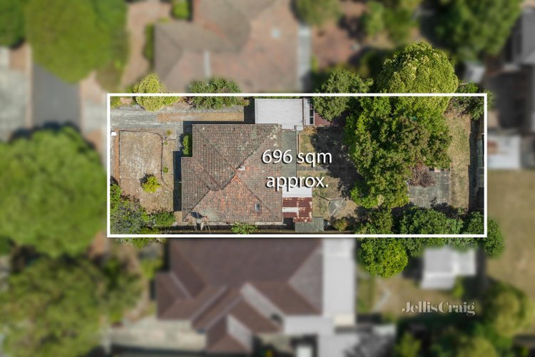 3 Roslyn Street Burwood 3125
