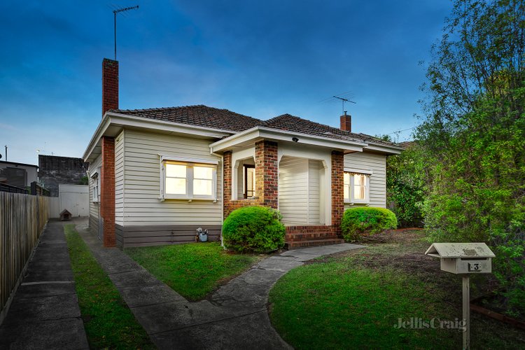 3 Segtoune Street Kew 3101