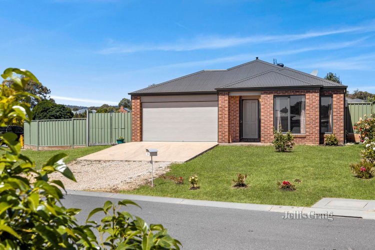 3 Shilney Court Campbells Creek 3451