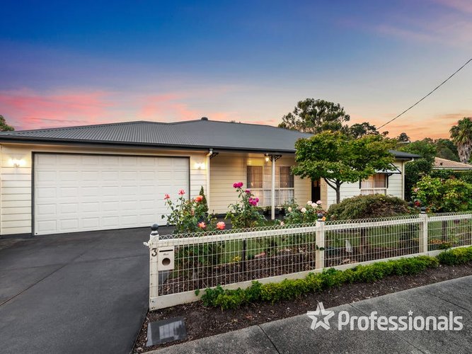 3 Smithacres Road Montrose 3765