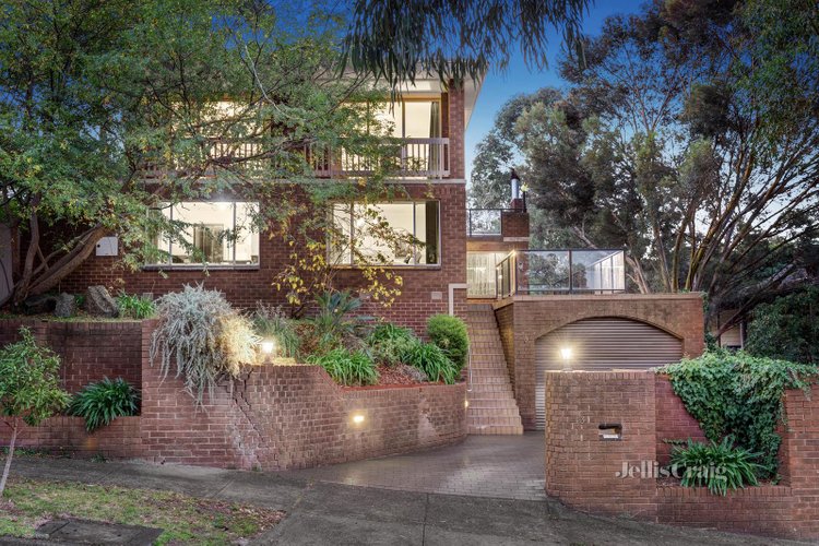 3 Solway Drive Glen Waverley 3150