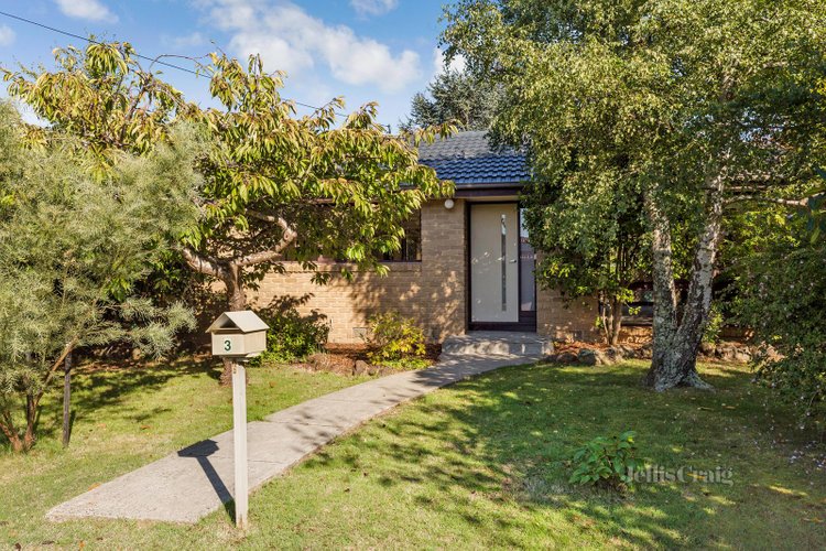 3 Stuart Drive Woodend 3442