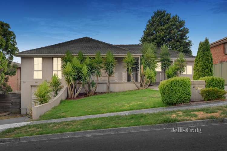 3 Tombolo Court Mooroolbark 3138