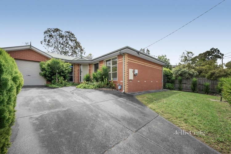 3 Walsh Street Eltham 3095