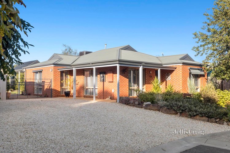 3 Wickham Place Castlemaine 3450