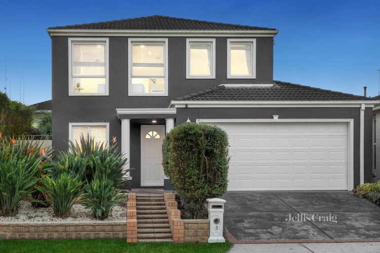 3 Winston Way Murrumbeena 3163