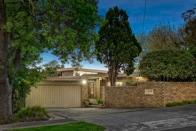 3 Yaldara Close Mount Waverley 3149