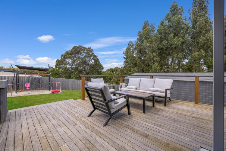 30 Campbell Grove, Lake Bunga