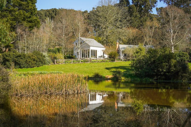 30 Donalds Road Woodend 3442