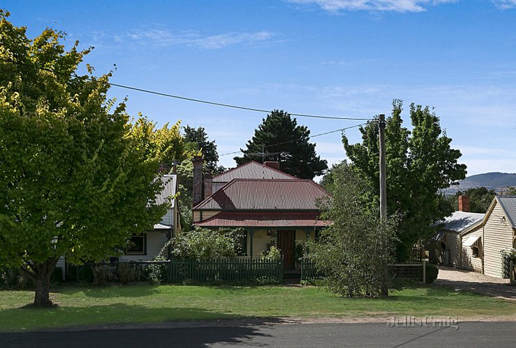 30 Dundas Street Lancefield 3435