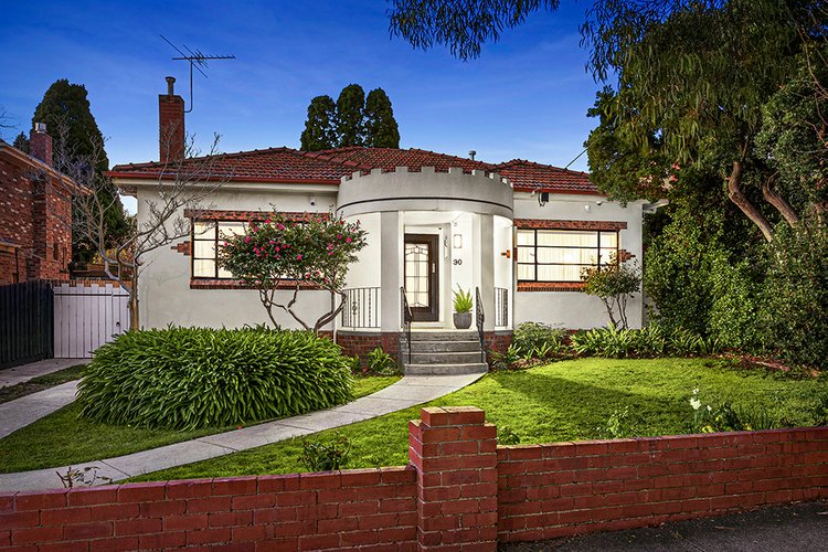 30 Glenbervie Road Strathmore 3041