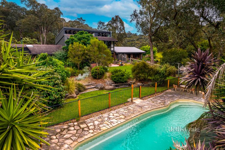 30 Heather Avenue Hurstbridge 3099