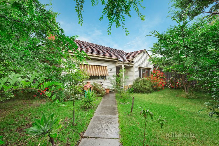 30 Heliopolis Street Pascoe Vale South 3044