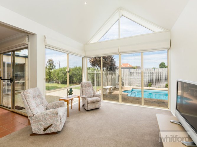 30 Island Drive, Torquay