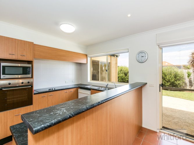 30 Island Drive, Torquay