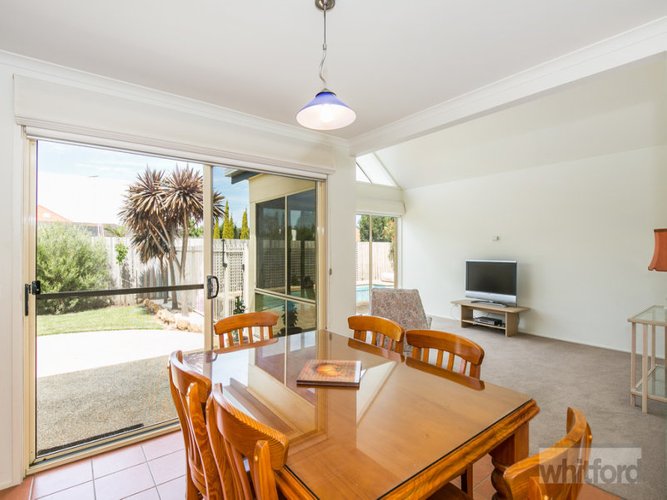 30 Island Drive, Torquay