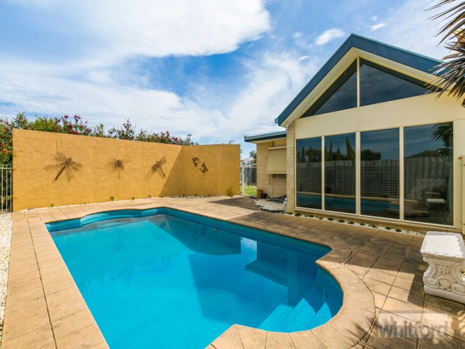 30 Island Drive, Torquay