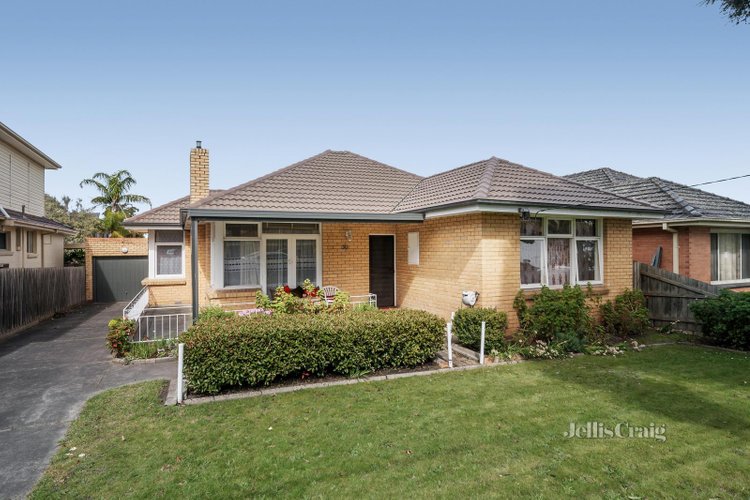 30 Laughlin Avenue Nunawading 3131