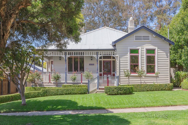 30 Logan Street Canterbury 3126