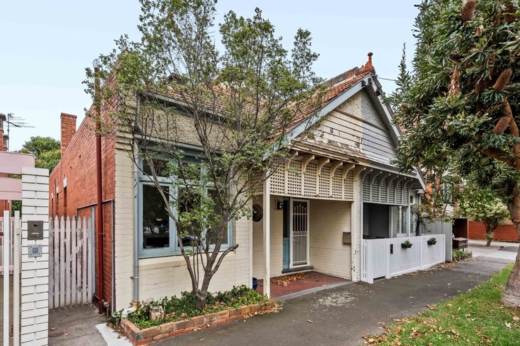 30 Longmore St  St Kilda West 3182