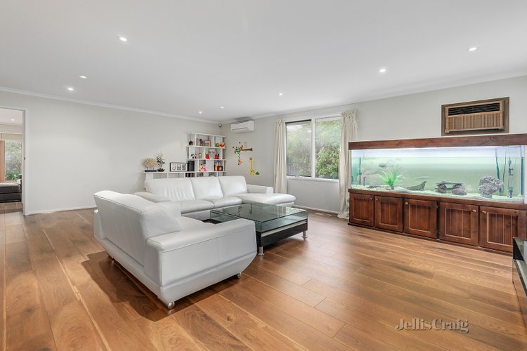 30 Ninevah Crescent Wheelers Hill 3150