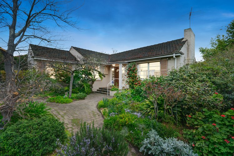 30 Outlook Drive Camberwell 3124
