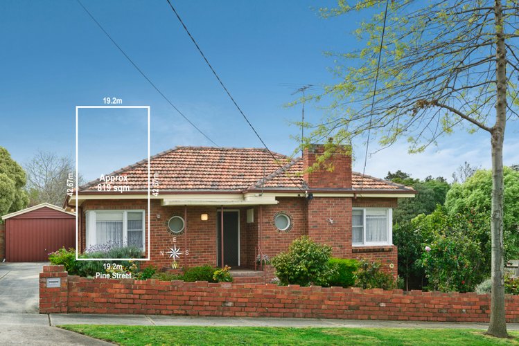 30 Pine Street Surrey Hills 3127