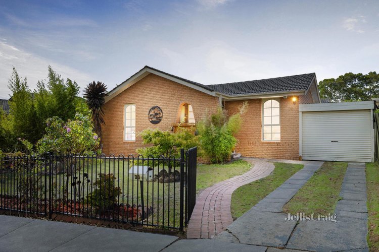 30 Roycroft Avenue Mill Park 3082