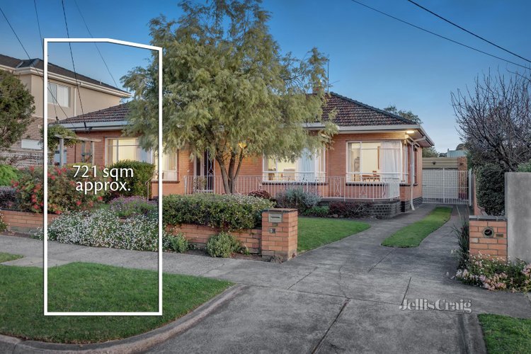 30 St Albans Street Mount Waverley 3149