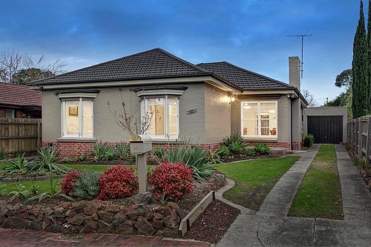 30 St Georges Crescent Ashburton 3147