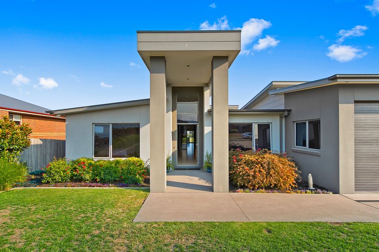 30 The Backwater, Eastwood