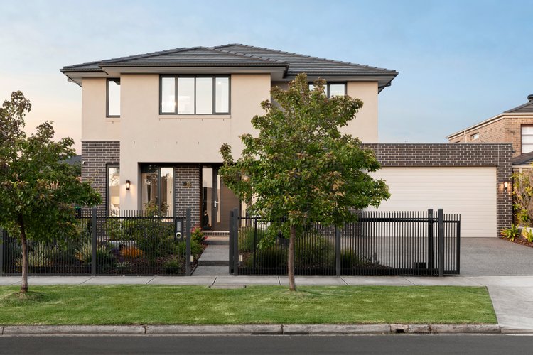 30 Upland Road  Strathmore 3041