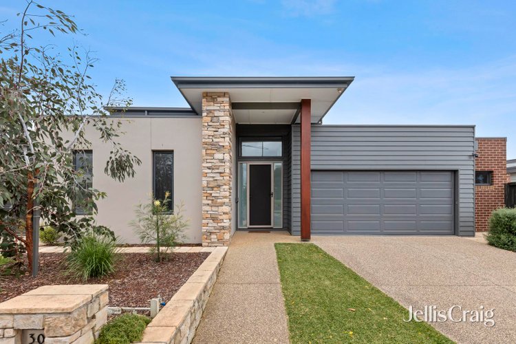 30 Wyrallah Street Ocean Grove 3226