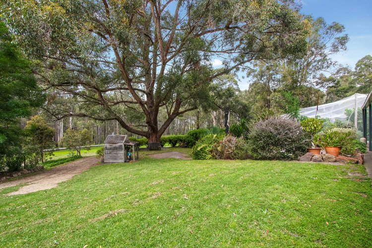 300 Great Alpine Road, Bruthen