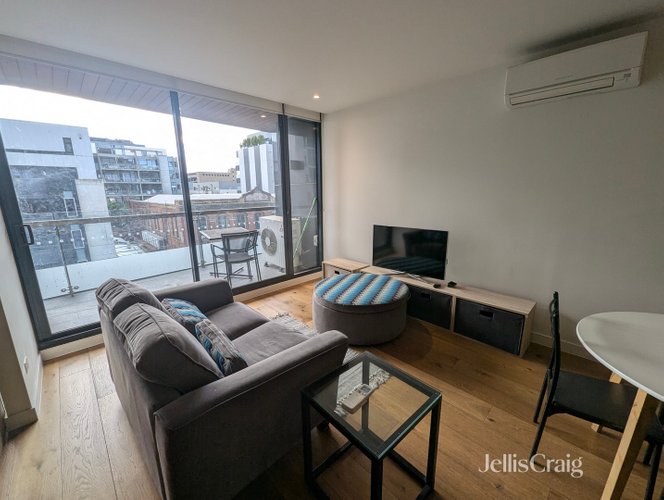 301/123 Pelham Street Carlton 3053