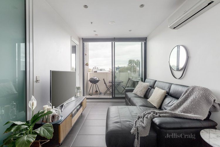 301/145 Roden Street West Melbourne 3003