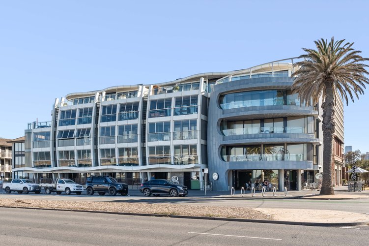 301/88 Beaconsfield Parade Albert Park 3206