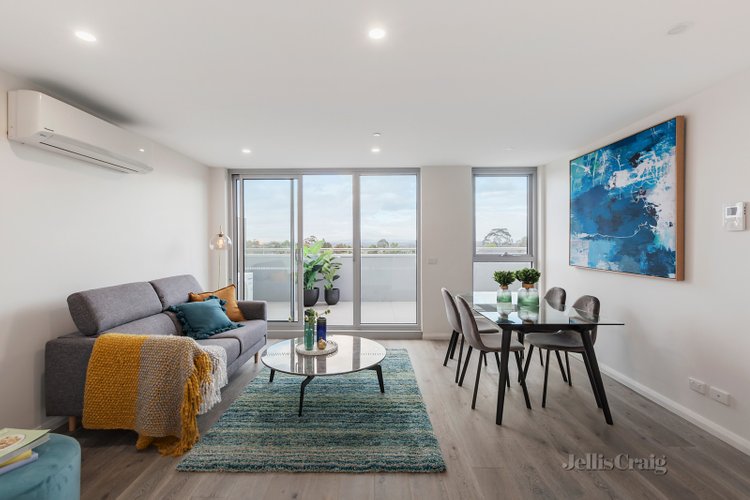 301B/170 Manningham Road Bulleen 3105