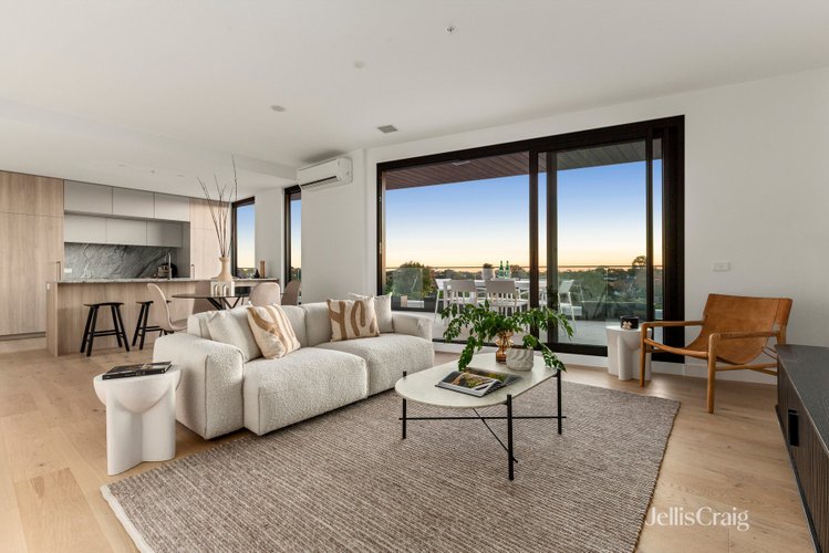 303/11A Keiller Street Hampton East 3188