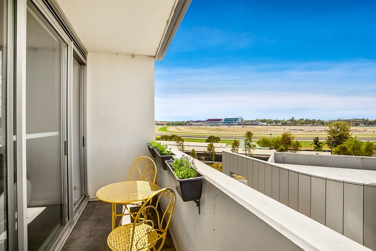 303/70 Speakmen Street Kensington 3031