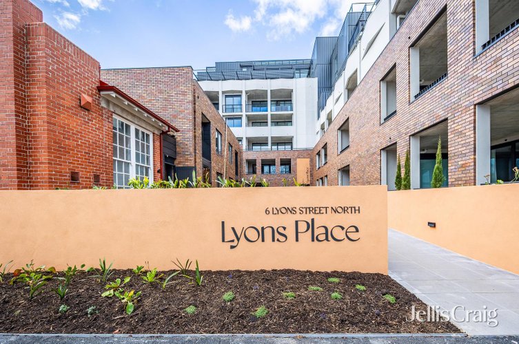 304/6 Lyons Street North  Ballarat Central 3350