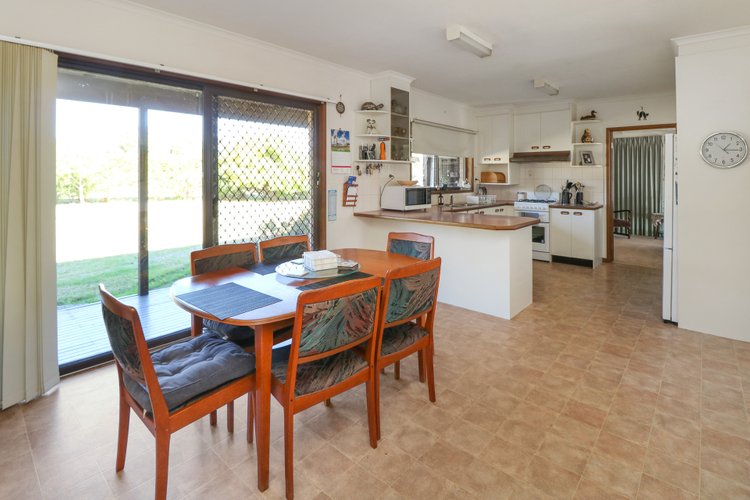 305 Mitchells Road, Newmerella